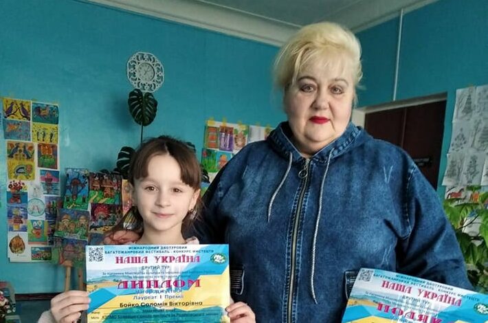 Дівчинка з Чернігівщини здобула перемогу на міхнародному конкурсі мистецт