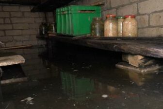 Піднявся рівень води в річці: в селі на Чернігівщині затопило погреби