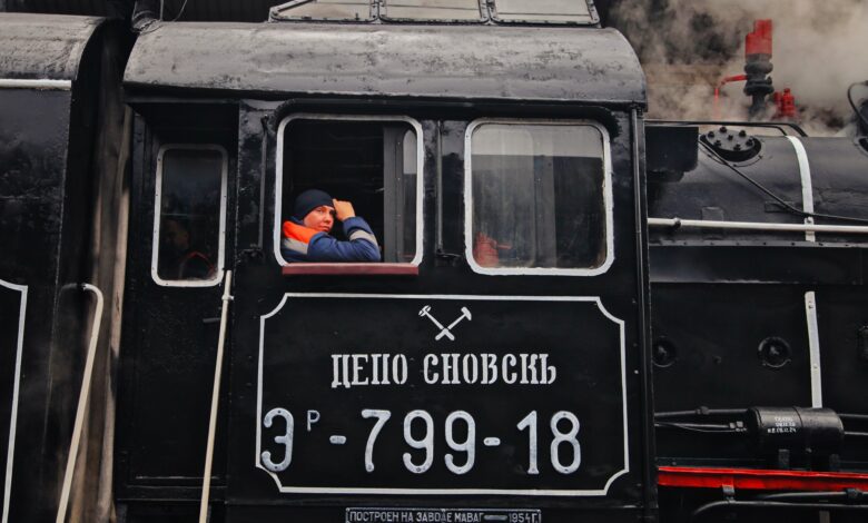 «Різдвяний експрес»: у складі ретро-поїзда курсував паротяг з Чернігівщини (Фото)