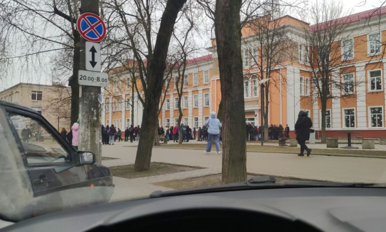 Учора в Чернігові «замінували» 14 шкіл і ТЦ