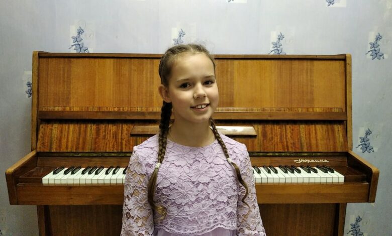 Дівчина із Сновська перемогла на всеукраїнському конкурсі мистецтв