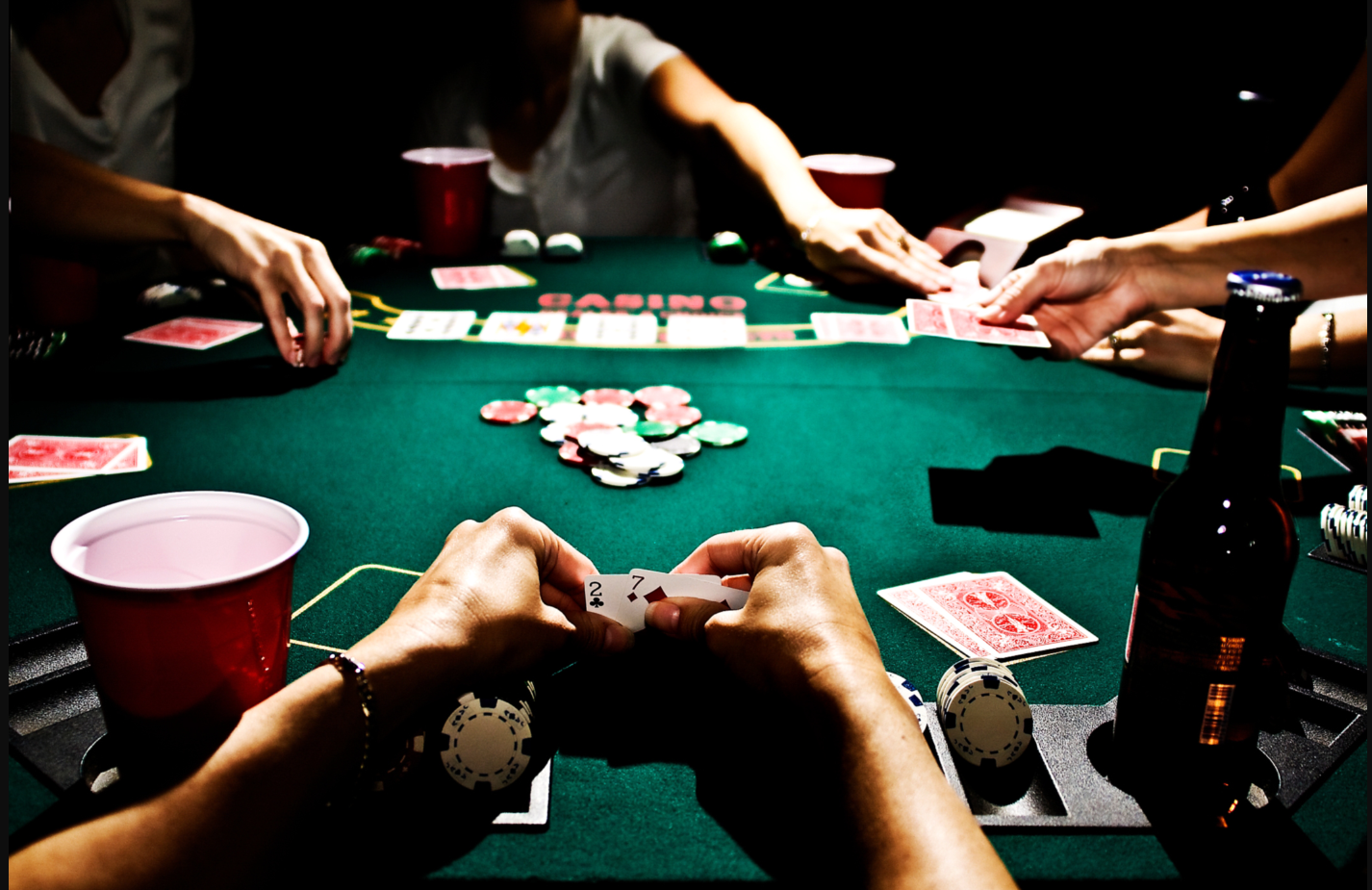 Як уникнути шахраїв у грі в покер