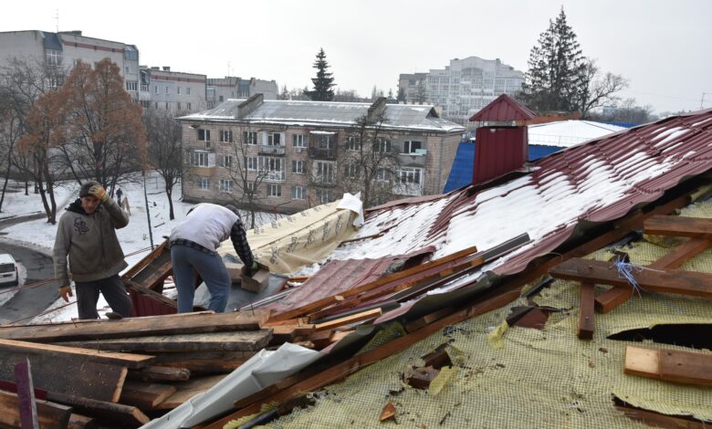 У бібліотеці Коцюбинського розпочався ремонт другу поверху та даху (Фото)