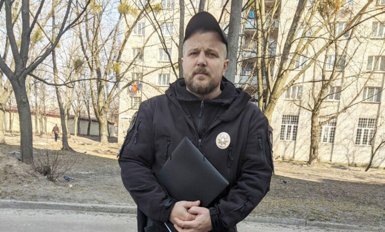 Дільничний поліцейський Чернігова допоміг врятувати життя песику