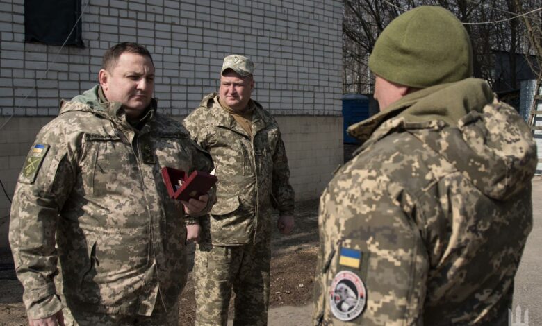 Кращі воїни 1-ї окремої танкової Сіверської бригади отримали державні нагороди