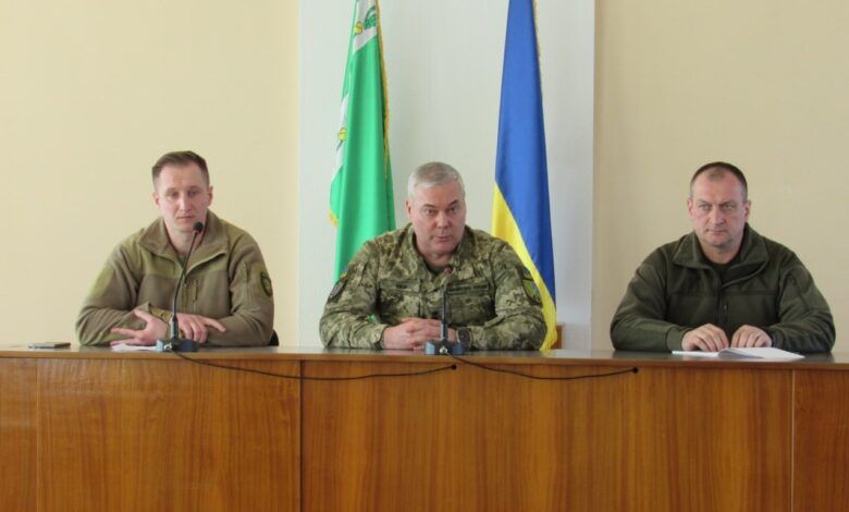 «Наразі рф не спроможна вести бойові дії на Чернігівщині»: підсумки візиту Наєва в область