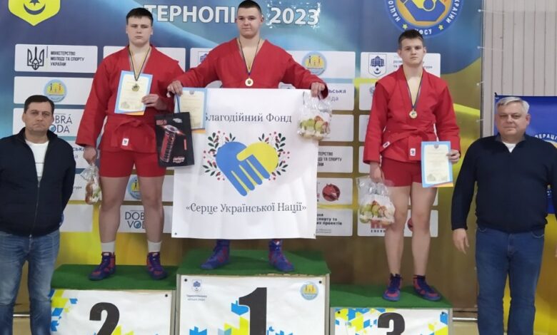 Три чернігівці вибороли призові місця на чемпіонаті України з боротьби самбо