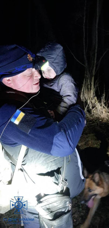 У Чернігівському районі рятувальники долучились до пошуків зниклої дівчинки (Фото)