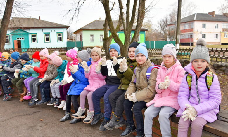 У Коропській громаді дітлахи сортують сміття (Фото)