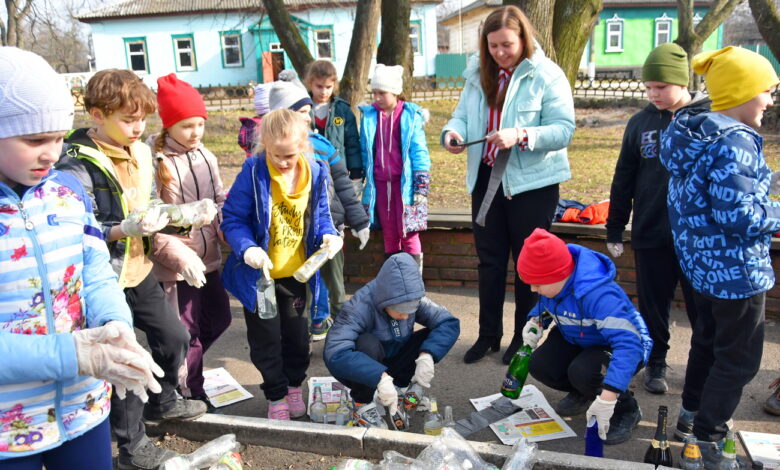 У Коропській громаді дітлахи сортують сміття (Фото)