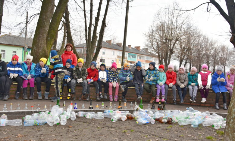 У Коропській громаді дітлахи сортують сміття (Фото)