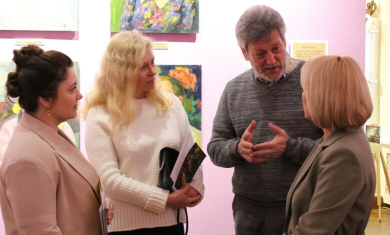 «Українці, які творять свою державу»: в Чернігові презентували художній альбом (Фото)