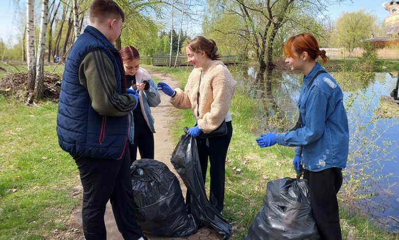 Більш ніж 270 кілограмів сміття вигребла сновська молодь у місцевому гідропарку