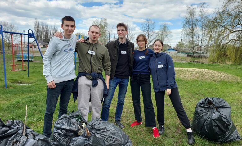 Більш ніж 270 кілограмів сміття вигребла сновська молодь у місцевому гідропарку