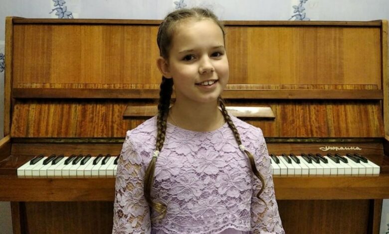 Юна піаністка із Сновська перемогла на Міжнародних конкурсах