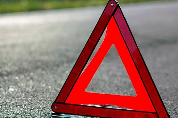 На Чернігівщині автівка влетіла у відбійник: загинув пасажир