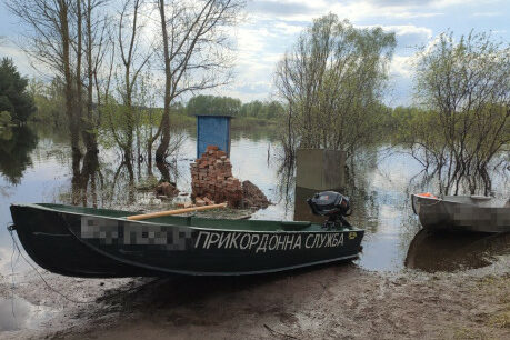 На Чернігівщині перекинувся човен з п’ятьма прикордонниками, двоє загинуло