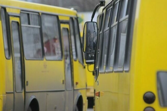 На період поминальних днів у Чернігові збільшують кількість автобусних маршрутів