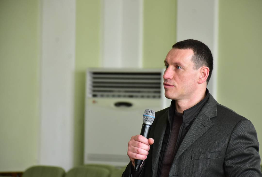 Опалювальний сезон у Чернігові завершено. Тепловики дали пояснення чи буде гаряча вода