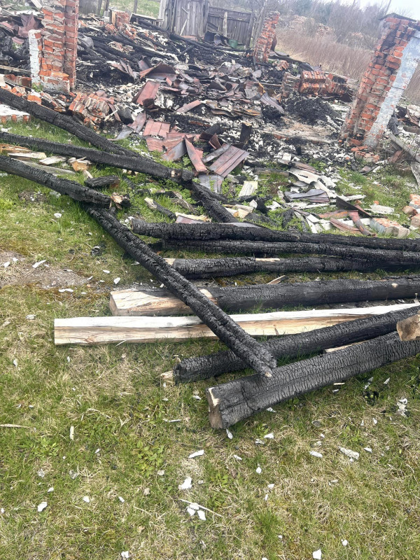 Росіяни обстріляли село на прикордонні Чернігівщини (Фото)