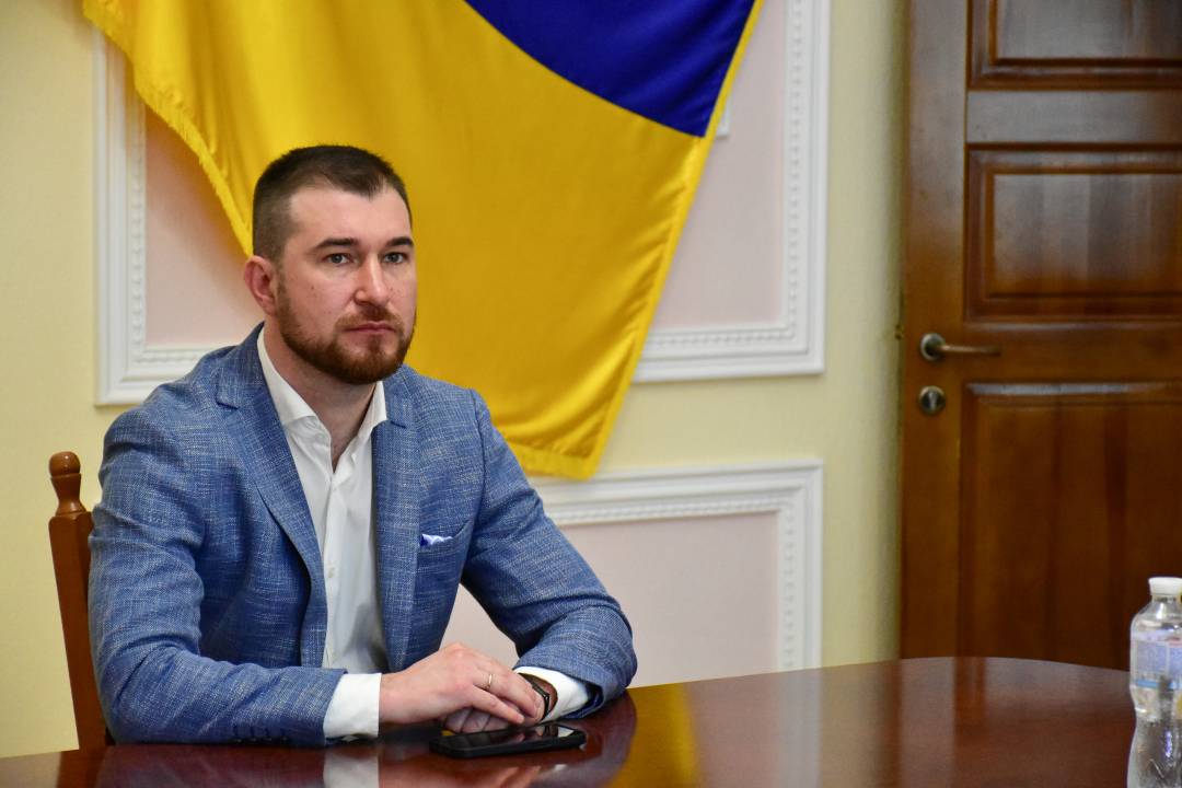У Чернігові встановлять парклет. Проєкт буде реалізований у співпраці з компанією "Glovo"
