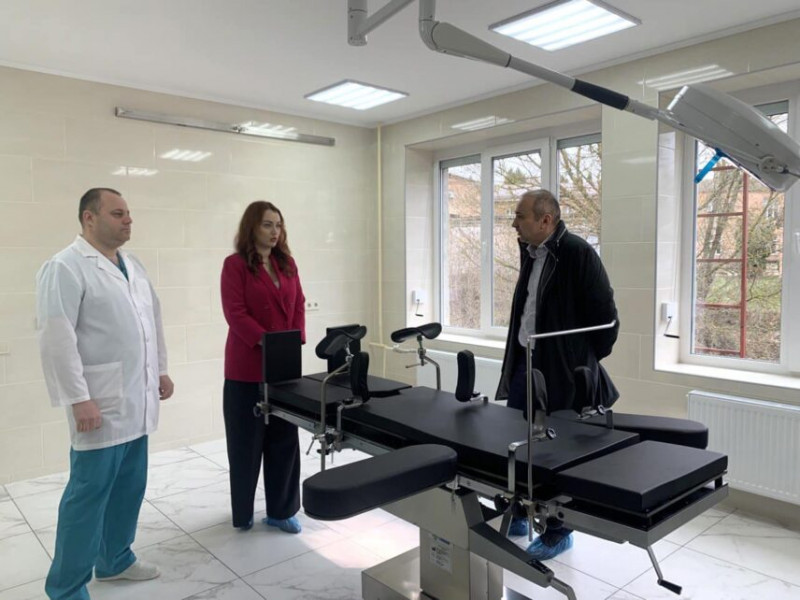 У Прилуцькій міській лікарні відкрили оновлений операційний блок