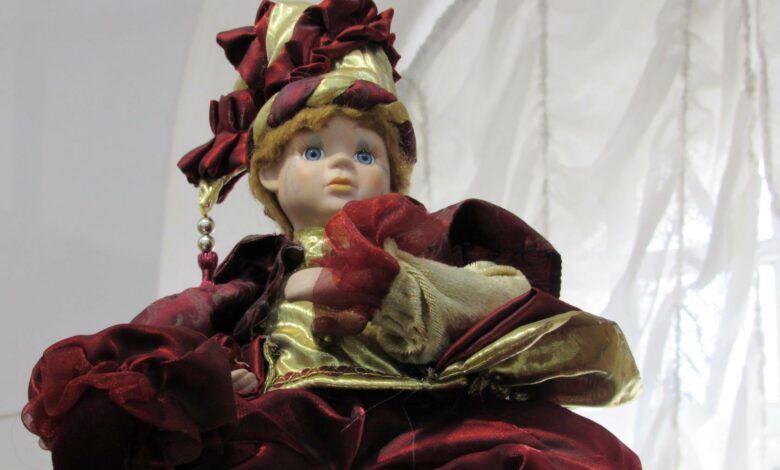 Музей іграшки: у Чернігові представлять унікальну виставку ляльок з приватної колекції (Фото)