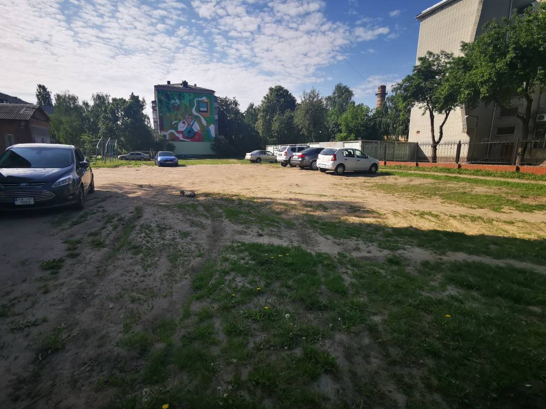 Облаштування світлофорного об’єкта, велодоріжок, автостоянки на прибудинковій території обговорила комісія з питань безпеки та організації дорожнього руху в Чернігові