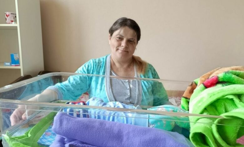 Сіла на цитрусову «дієту»: жителька Чернігівщини народила дитину вагою майже 5 кілограмів