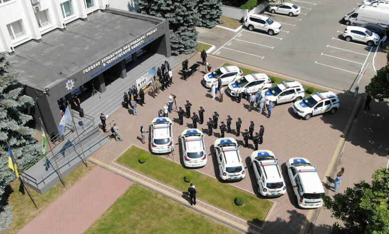 Служити, захищати, допомагати: на Чернігівщині приступили до несення служби ще дев’ять поліцейських офіцерів громад