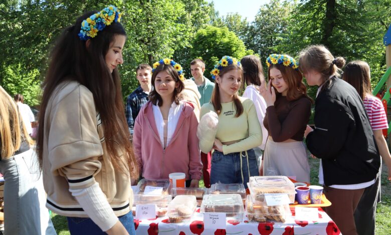 У громаді на Чернігівщині під час ярмарку зібрали більше як 80 тисяч гривень на допомогу ЗСУ (Фото)