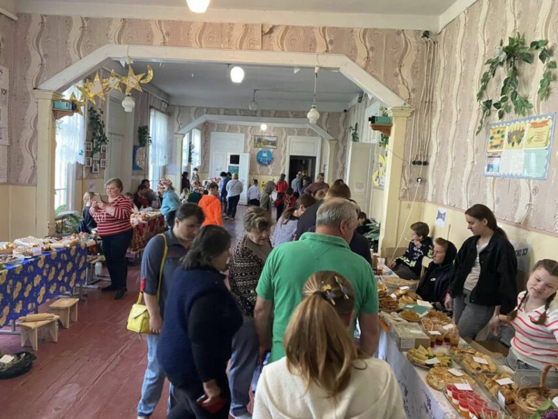 У селі на Чернігівщині провели благодійну ярмарку на підтримку ЗСУ