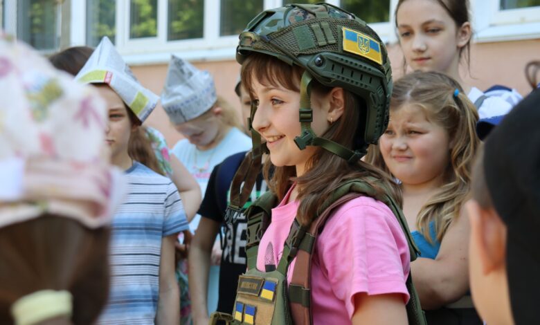 Чернігівські нацгвардійці провели «Урок мужності» в пришкільному таборі (Фото)