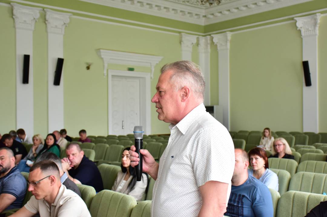 Міська рада вимагає від міської військової адміністрації ставитися більш відповідально до безпеки чернігівців