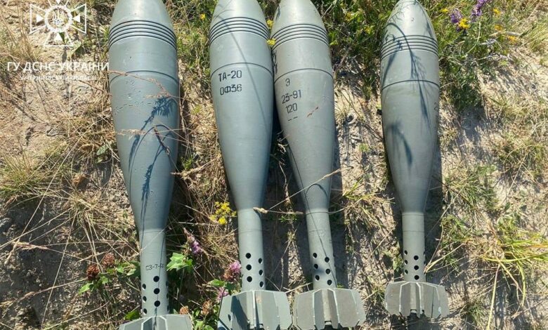 На Чернігівщині піротехніки продовжують вилучати вибухонебезпечні предмети (Фото)