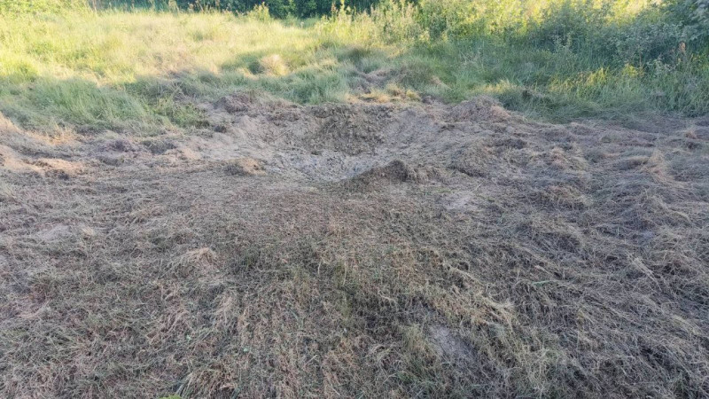 Наслідки обстрілу прикордонного села на Чернігівщині (Фото)