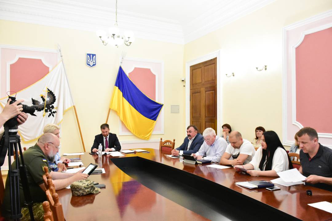 Продовжено дію програм щодо матеріальної допомоги власникам приватних будинків та компенсації видатків на ремонт вікон