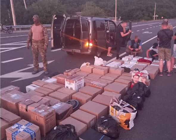 У Чернігові викрили інспектора митниці у зловживанні владою та службовим становищем