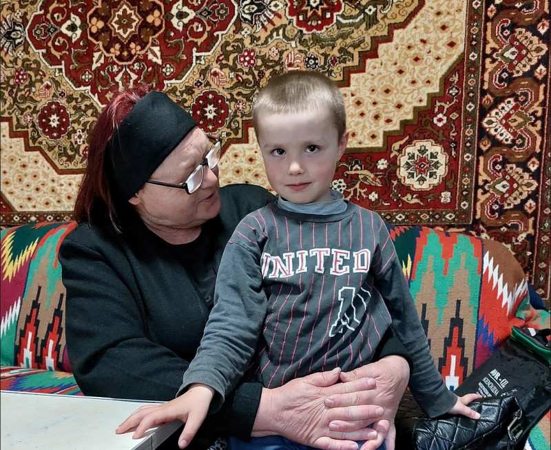Загинули в один день: історія батька та сина Костюків з Чернігова, які разом захищали Україну (Фото)