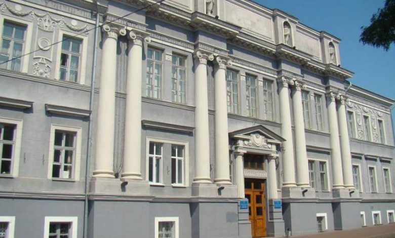 Чернігівська міськрада замовила ліхтарів для укриттів на 1 мільйон гривень