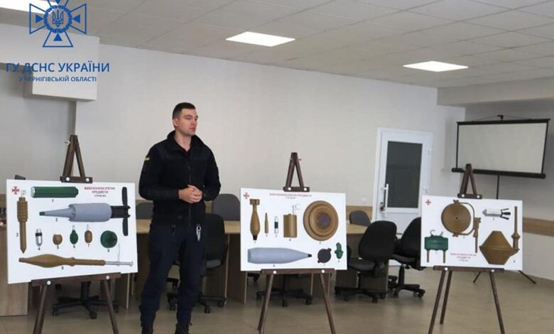 На Чернігівщині продовжує свою роботу пересувний мобільний клас із мінної безпеки