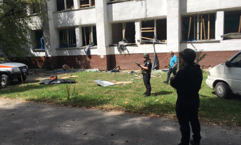 Російські ракети влучили у Гончарівське: пошкоджені школа, БК та житлові будинки