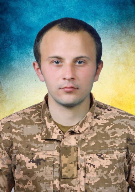 У Прилуках провели в останню путь військового ЗСУ Анатолія Гулака