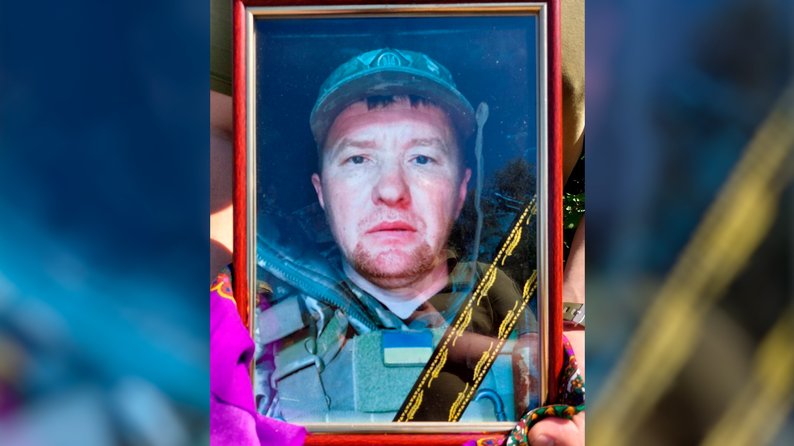 Загинули, захищаючи Україну: Чернігівщина попрощалась з 4-ма захисниками