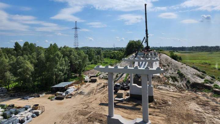 Новий автомобільний міст через Десну буде кращий від зруйнованого (Фото)