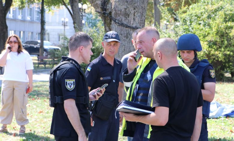 Поліція документує наслідки терору росіян у Чернігові (Фото)