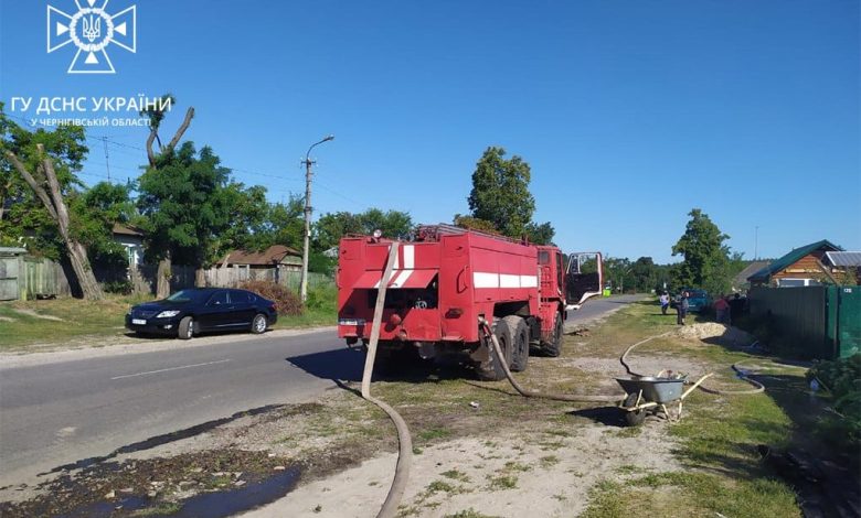 У Чернігівській області вогнеборці ліквідували 2 пожежі житлових будинків (Фото)