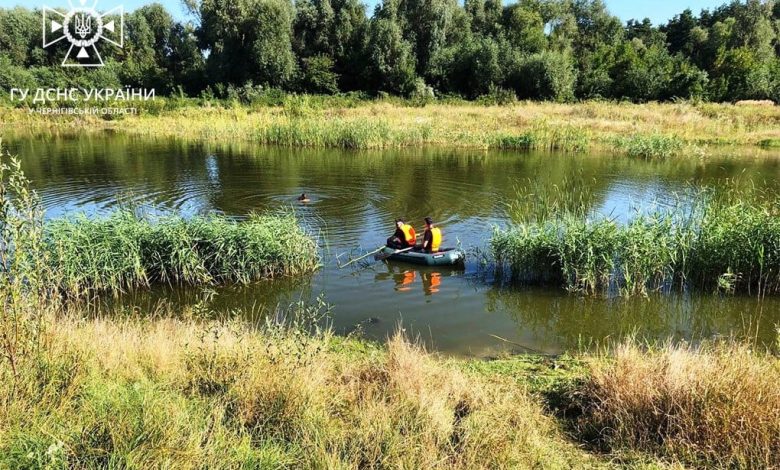 У Ніжинському районі під час відпочинку на ставку зник чоловік (Фото)