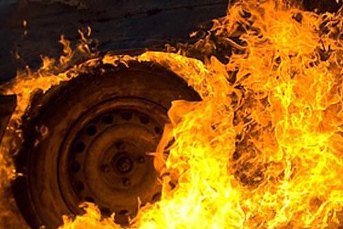 У Новгород-Сіверську горіла автівка