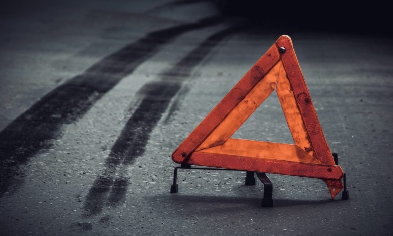 У селі на Чернігівщині водій КАМАЗу наїхав на пішохода